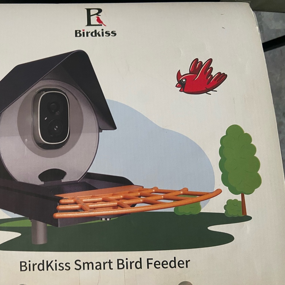 Birdkiss Smart Bird Feeder - NIB
